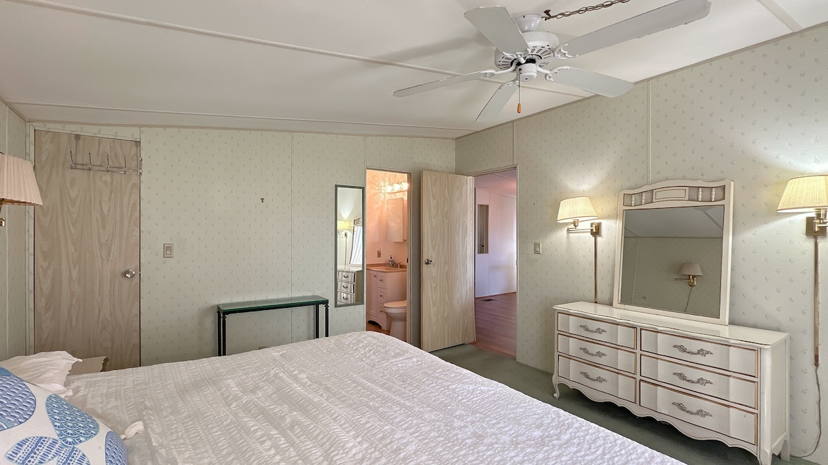 WAT Water Oak Country Club Estates