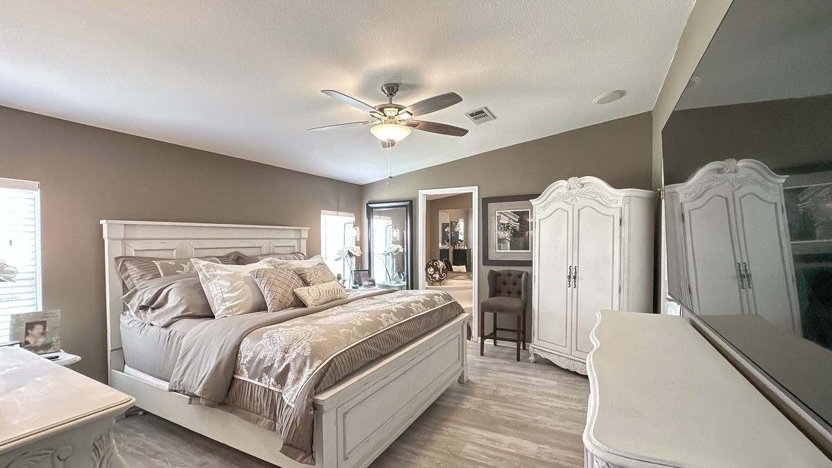 WAT Water Oak Country Club Estates