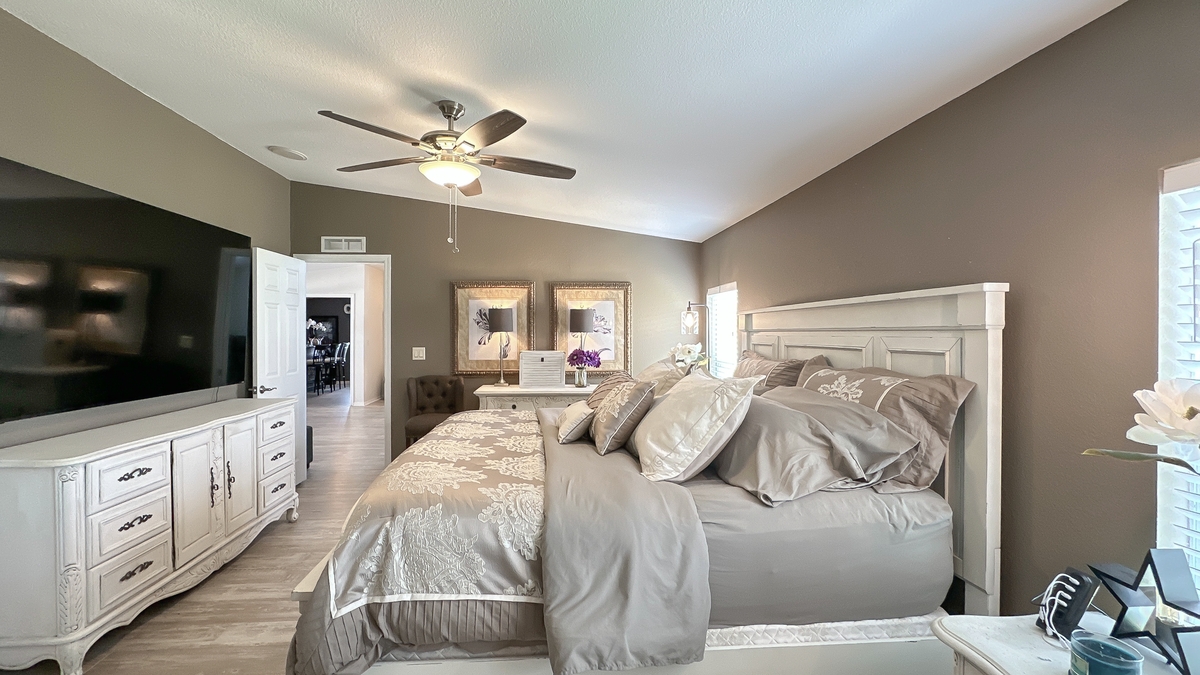 WAT Water Oak Country Club Estates