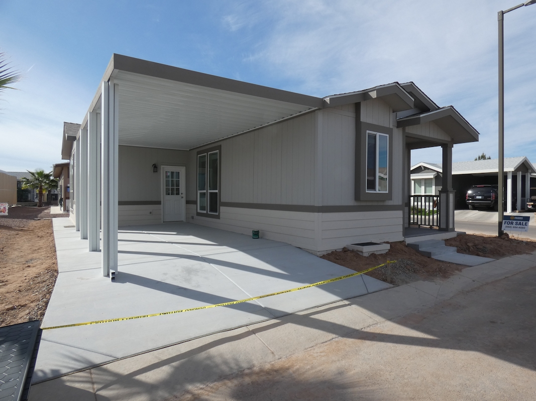 PCK Palm Creek Resort & Residences