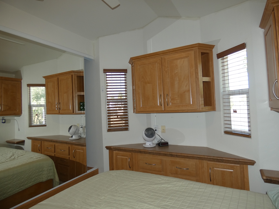 PCK Palm Creek Resort & Residences