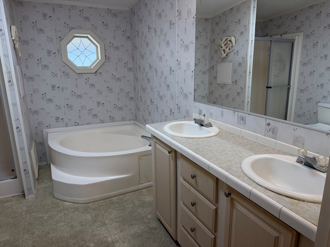 PLK Palm Key Village