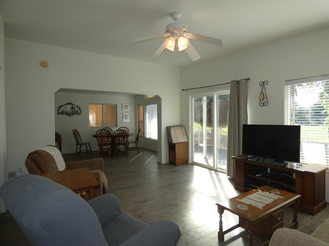 PCK Palm Creek Resort & Residences