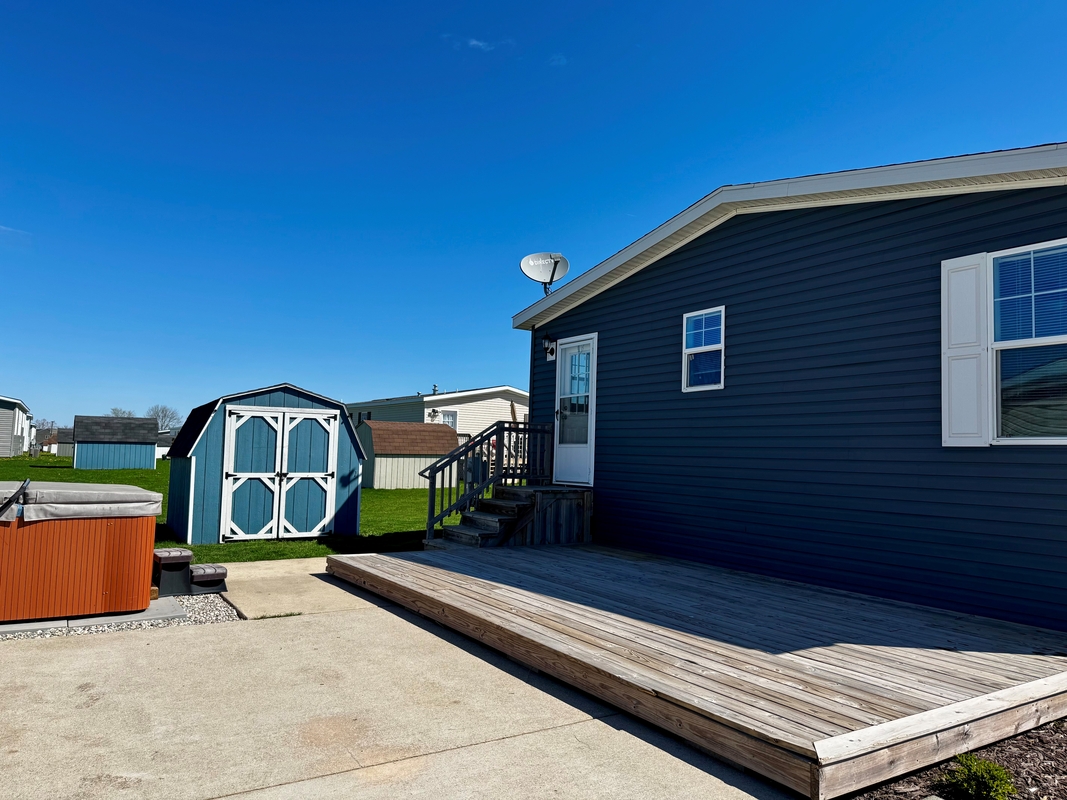 CMV Country Meadows Village