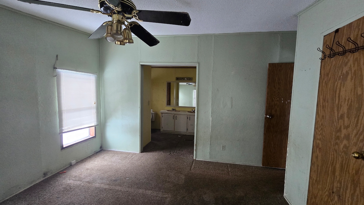 OIV Oak Island Village