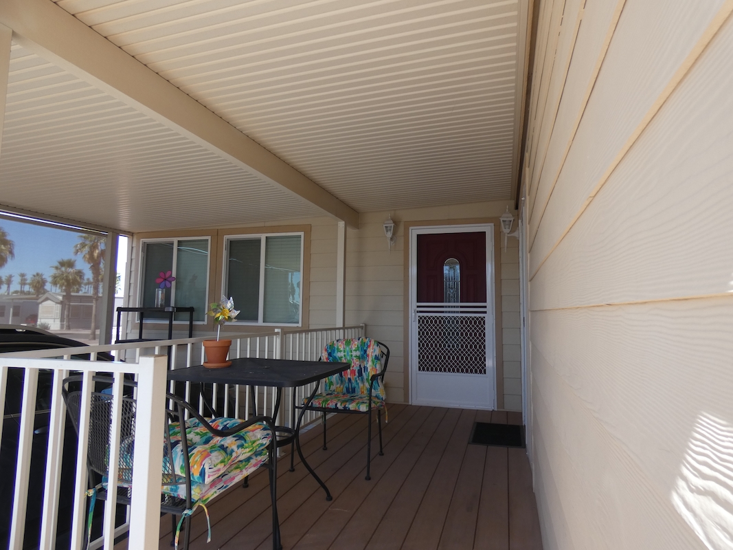 PCK Palm Creek Resort & Residences