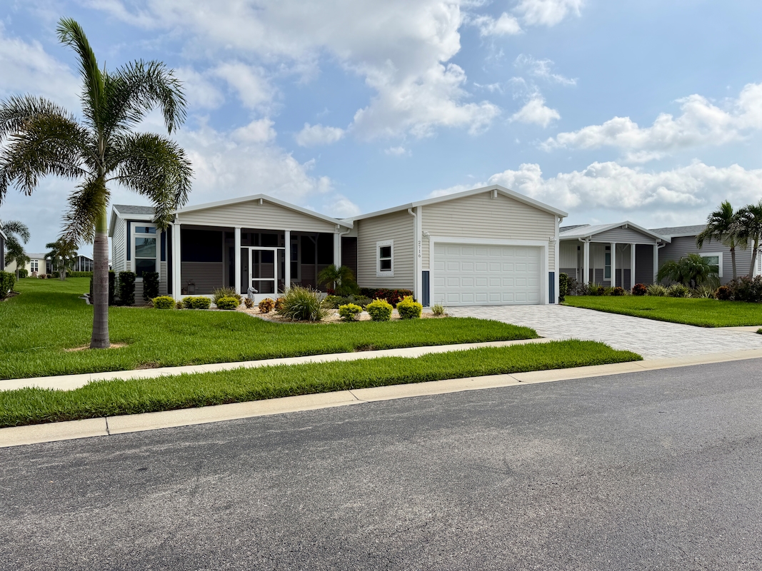 RSC Riverside Club Golf & Marina Community