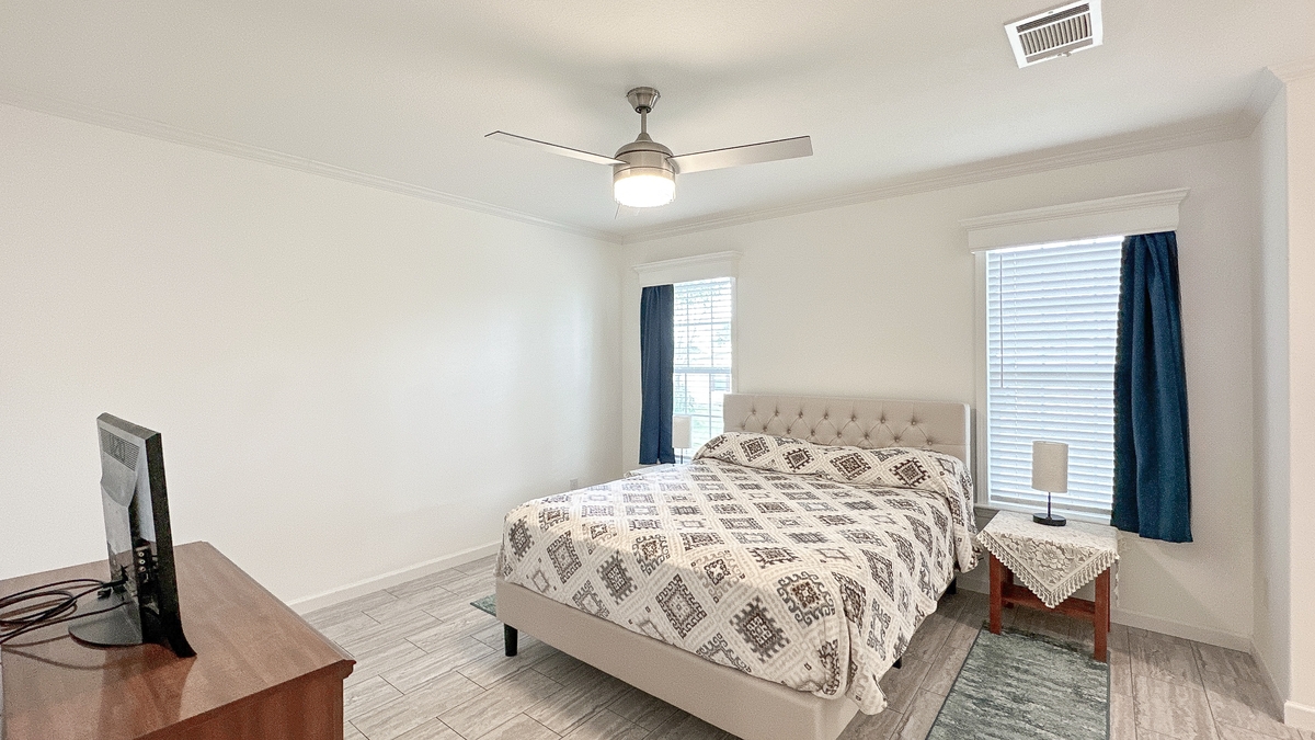 Home Sales WAT Water Oak Country Club Estates