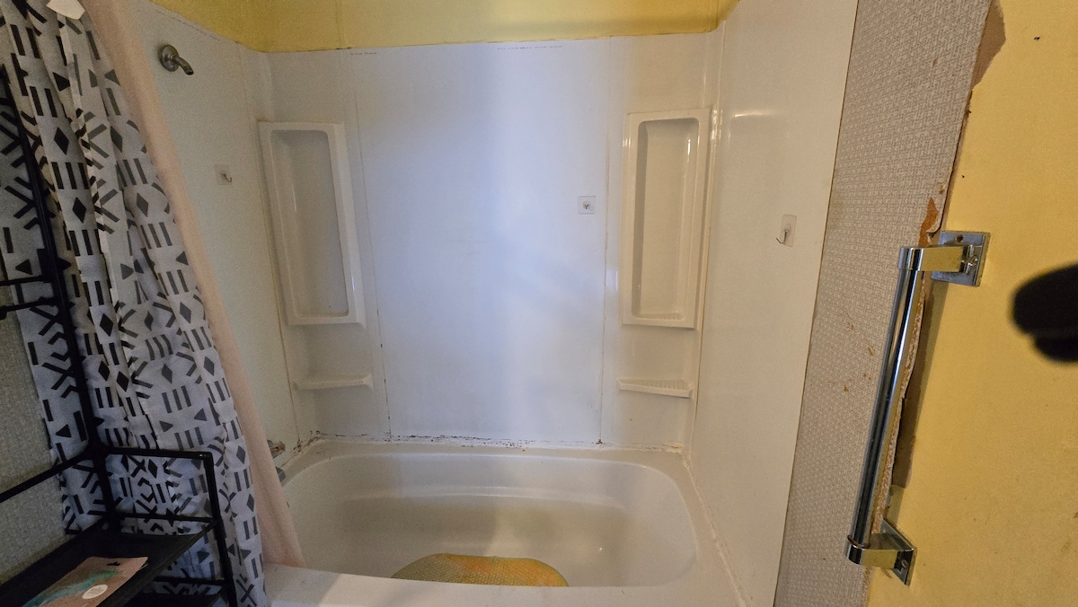 OIV Oak Island Village