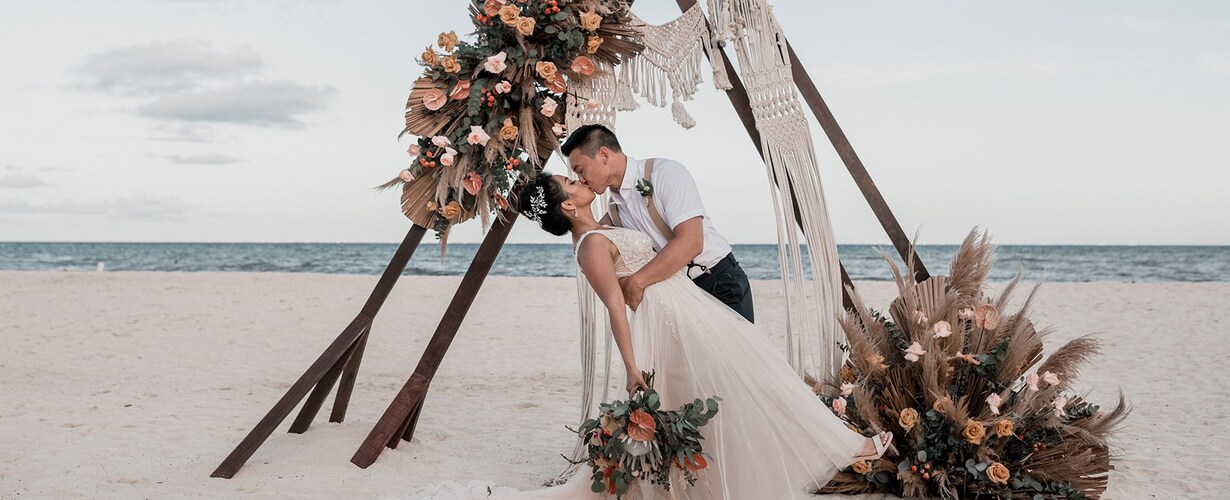 The Reef Playacar Weddings and Events