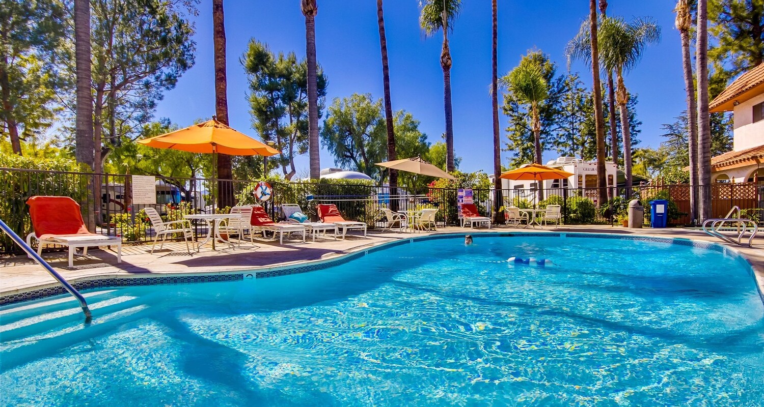 Luxurious Swimming Pool at Vacationer RV Resort El Cajon, California