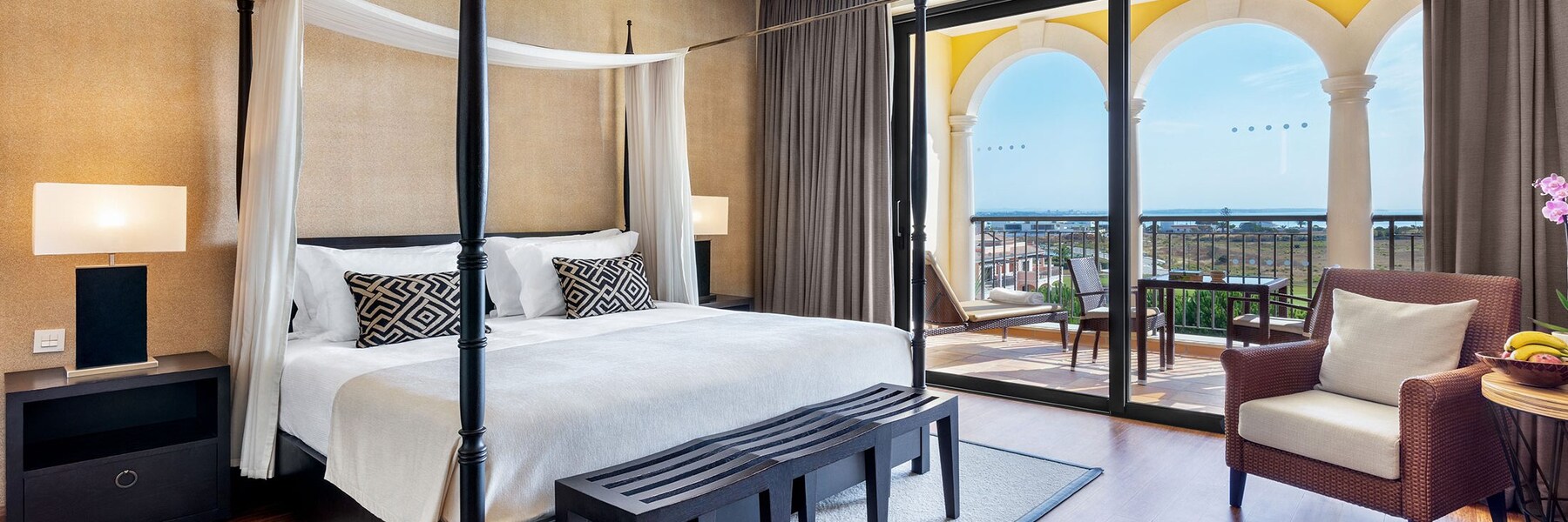 Rooms & Suites at Cascade Wellness Resort