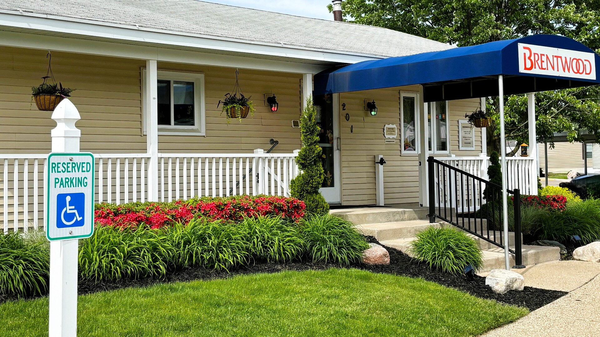 Brentwood Village MH Community