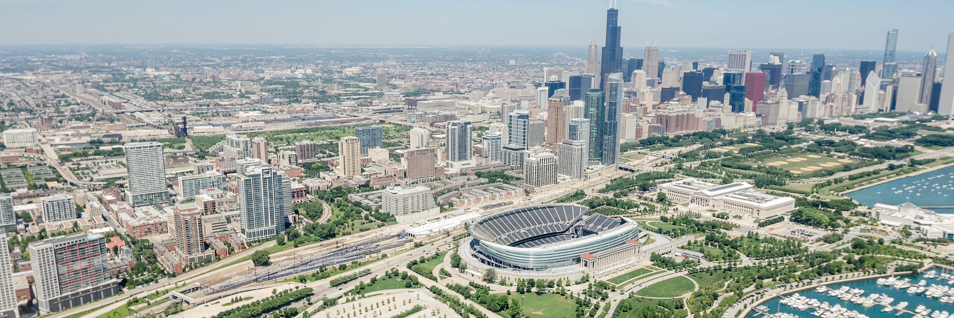 Arenas & Stadiums near Silversmith Hotel - Chicago Downtown Illinois