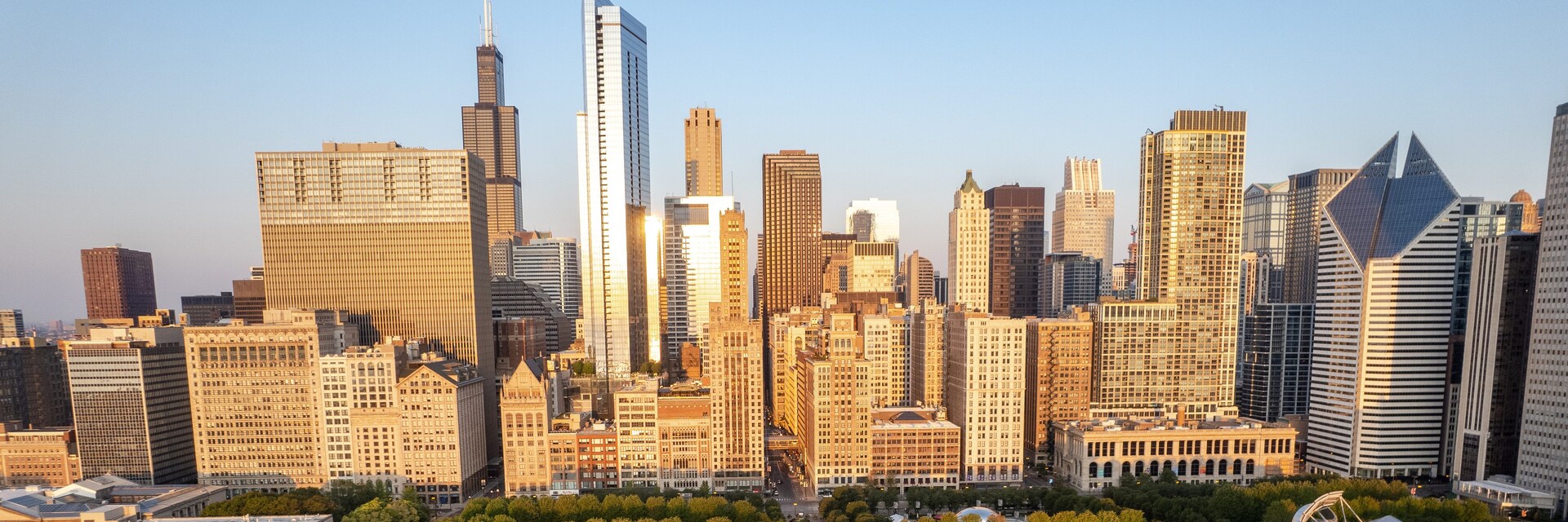 Top Attractions near Silversmith Hotel - Chicago Downtown Illinois