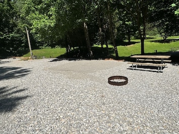 C+S Basics: Go Dot Go in Park Bench C+S Basics: Go Dot Go in Park Bench