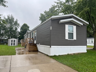 BRO Brookside Manor