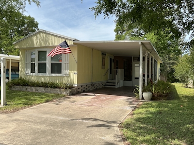 SRV Shady Road Villas