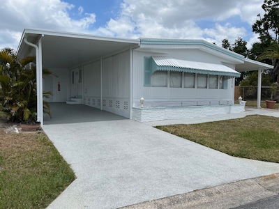 SAR Saralake Estates