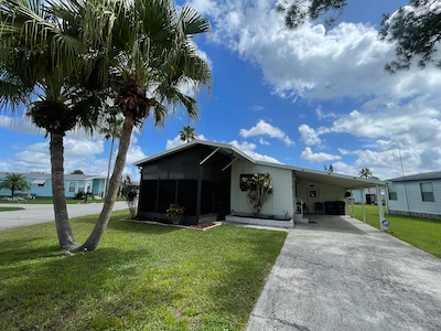 RPV Royal Palm Village