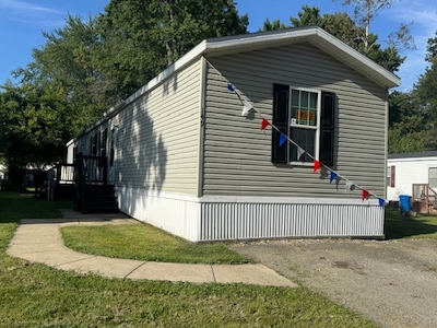 HLL Hawaiian Gardens/Holly Village