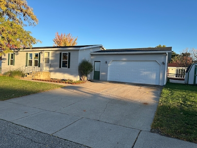 CHV Country Hills Village