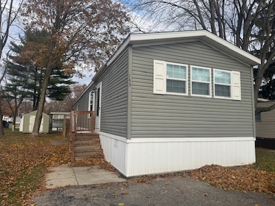 HLL Hawaiian Gardens/Holly Village