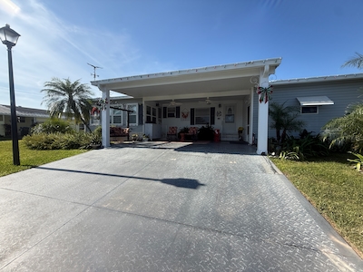 LAK Lake Juliana Landings