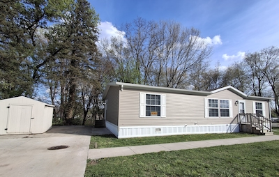 HIC Hickory Hills Village