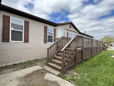 TAN Tanglewood Village