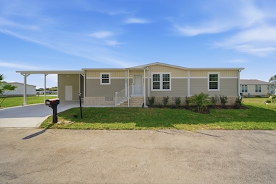 RPV Royal Palm Village