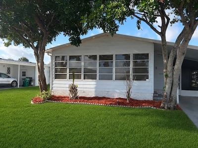 PCB Pelican Bay