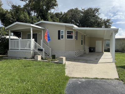 LSL Lakeshore Landings