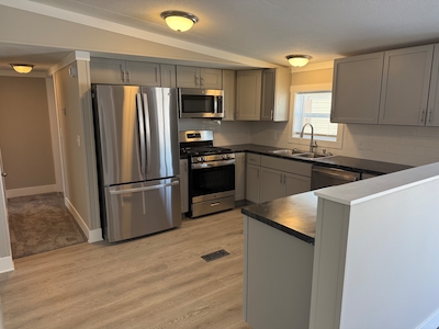 WWV Windsor Woods Village