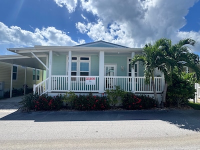 Ocean Breeze Resort - Image 15