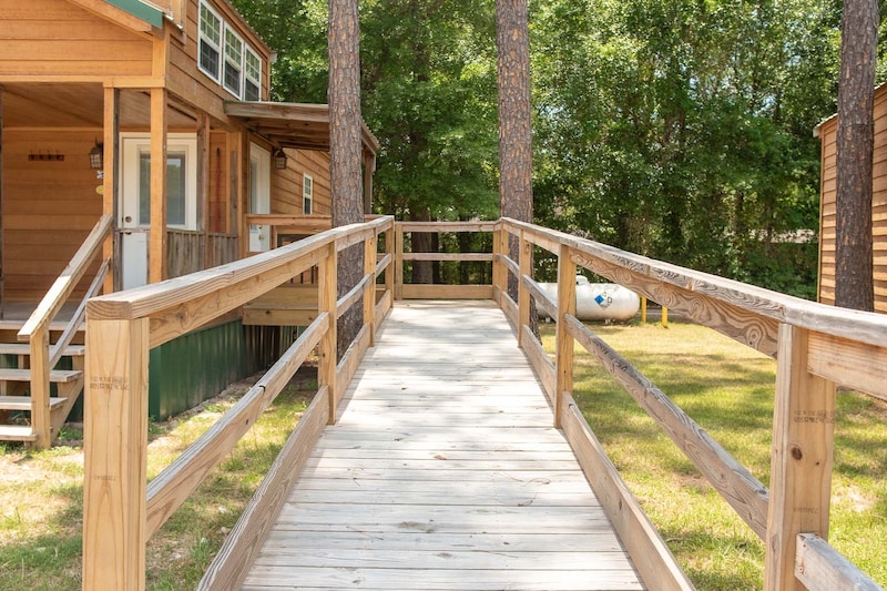 Cindy Bear™ Handicap Accessible Cabin-2