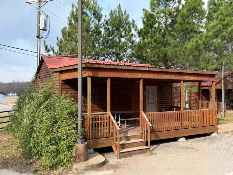 The Cozy Family Cabin-1