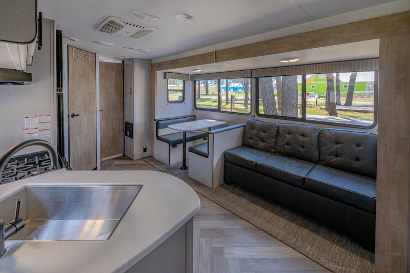 Rental RVs-4