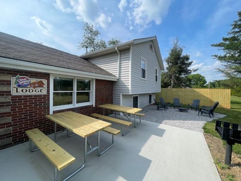 Jellystone Park Lodge-1