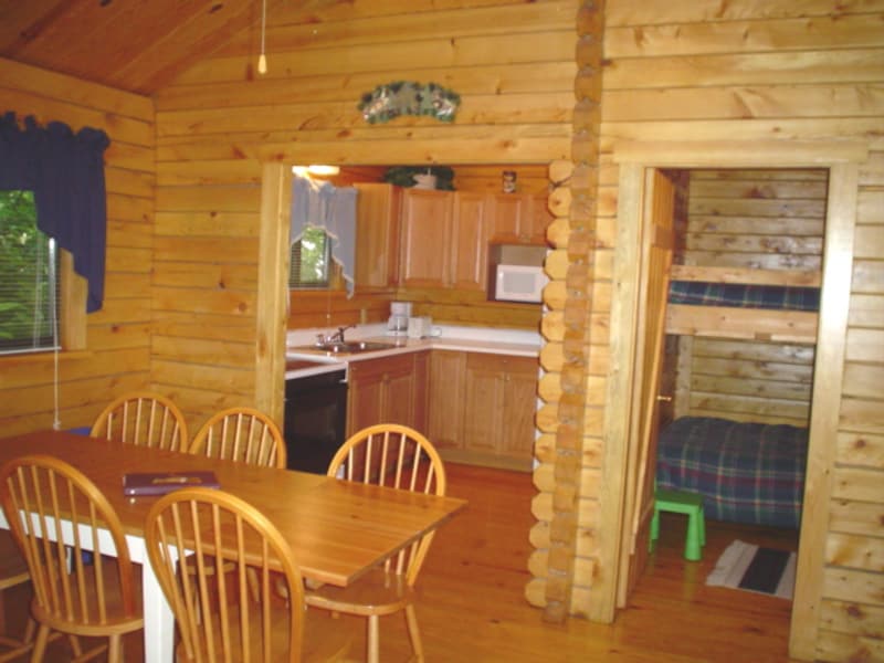 Yogi Bear Luxury Cabin-6