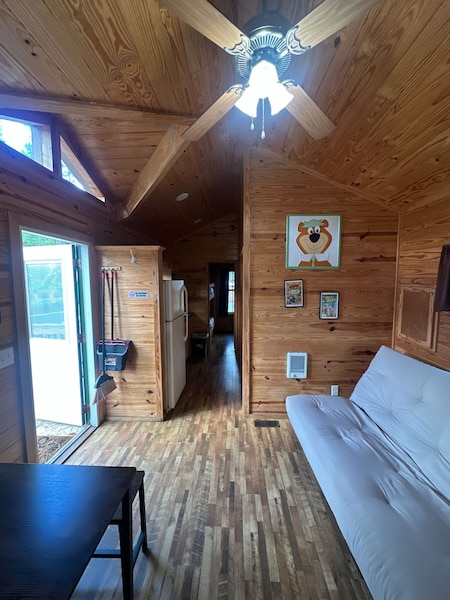 Yogi Bear Cabin-3