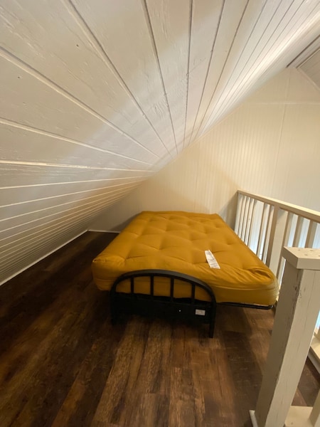 Yogi Bear™ Cabin w/Loft-2
