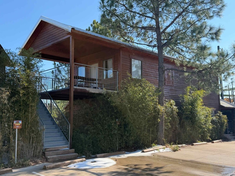 Suite 2 Bedroom Vacation Cabins (2 Plex) B-1