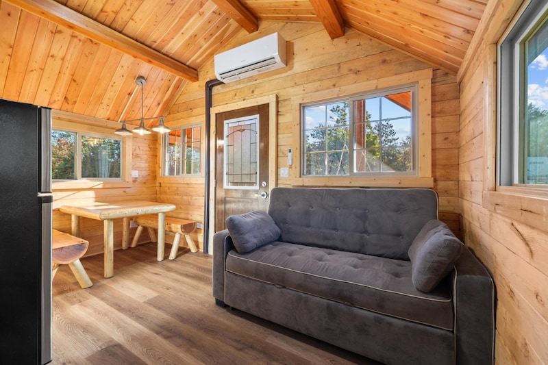 Deluxe Plus Cottage-7