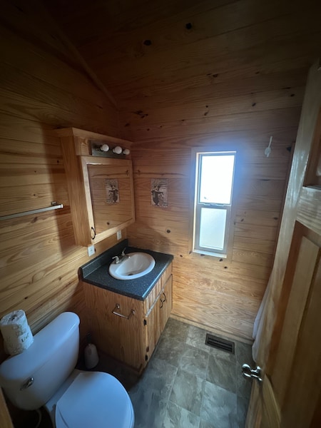 Yogi Bear Cabin-7