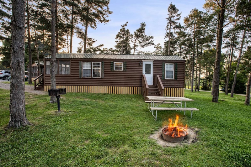 Premium Cabin 2 Bedroom (w/ Loft)-6