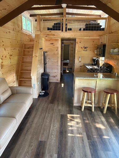 Cindy Bear™-Villa Cabin (Pet Friendly)-5