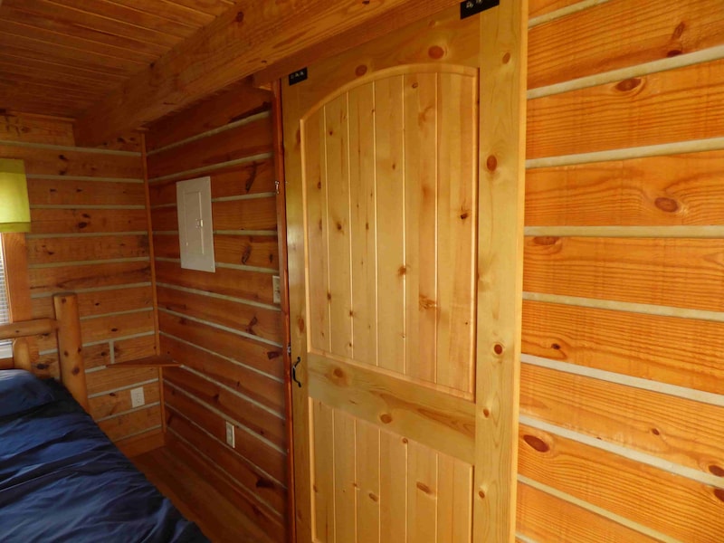 Ranger Smith™ Cottage-8