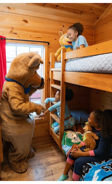 Yogi Bear™ Cottage-12