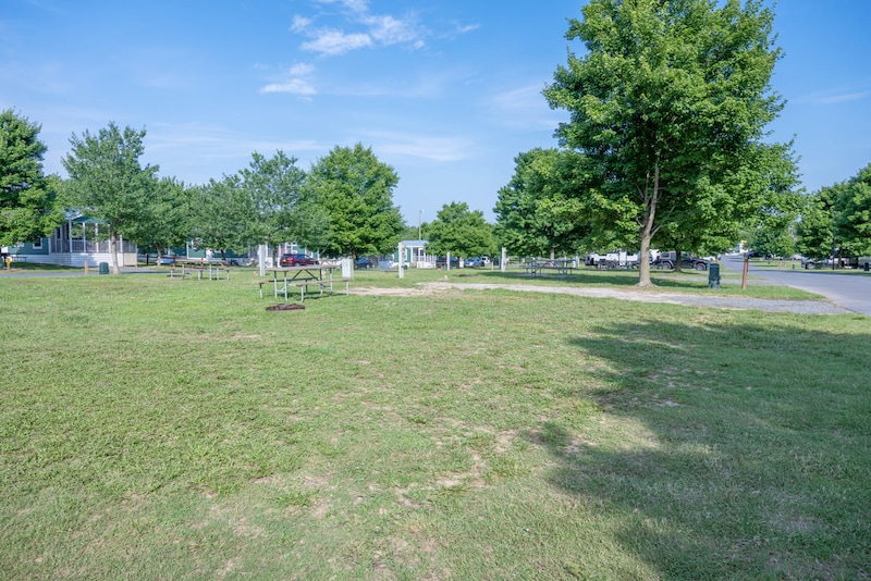 Preferred Back-In FHU RV Site-5